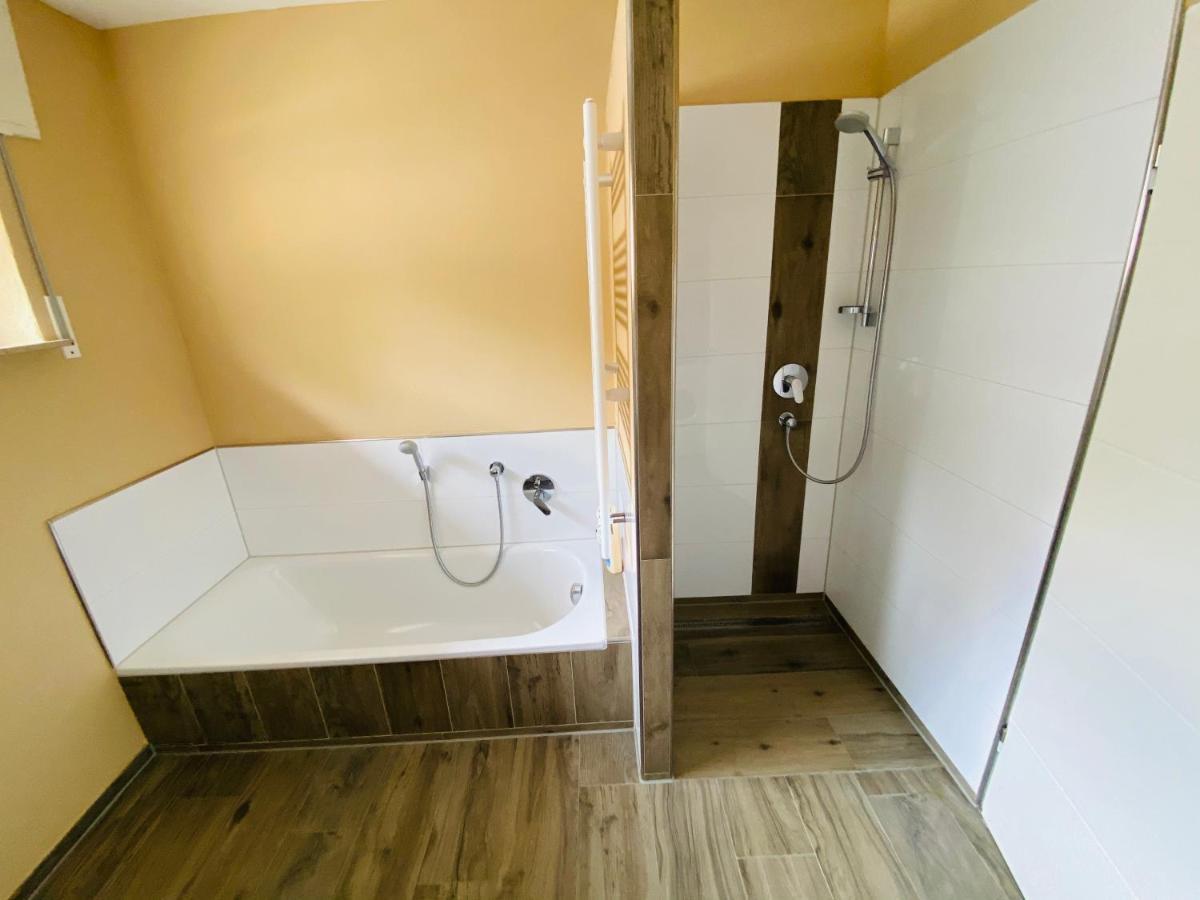 Generous Apartment I 7 Beds I 110 Sqm I Fast Internet Paderborn Eksteriør billede