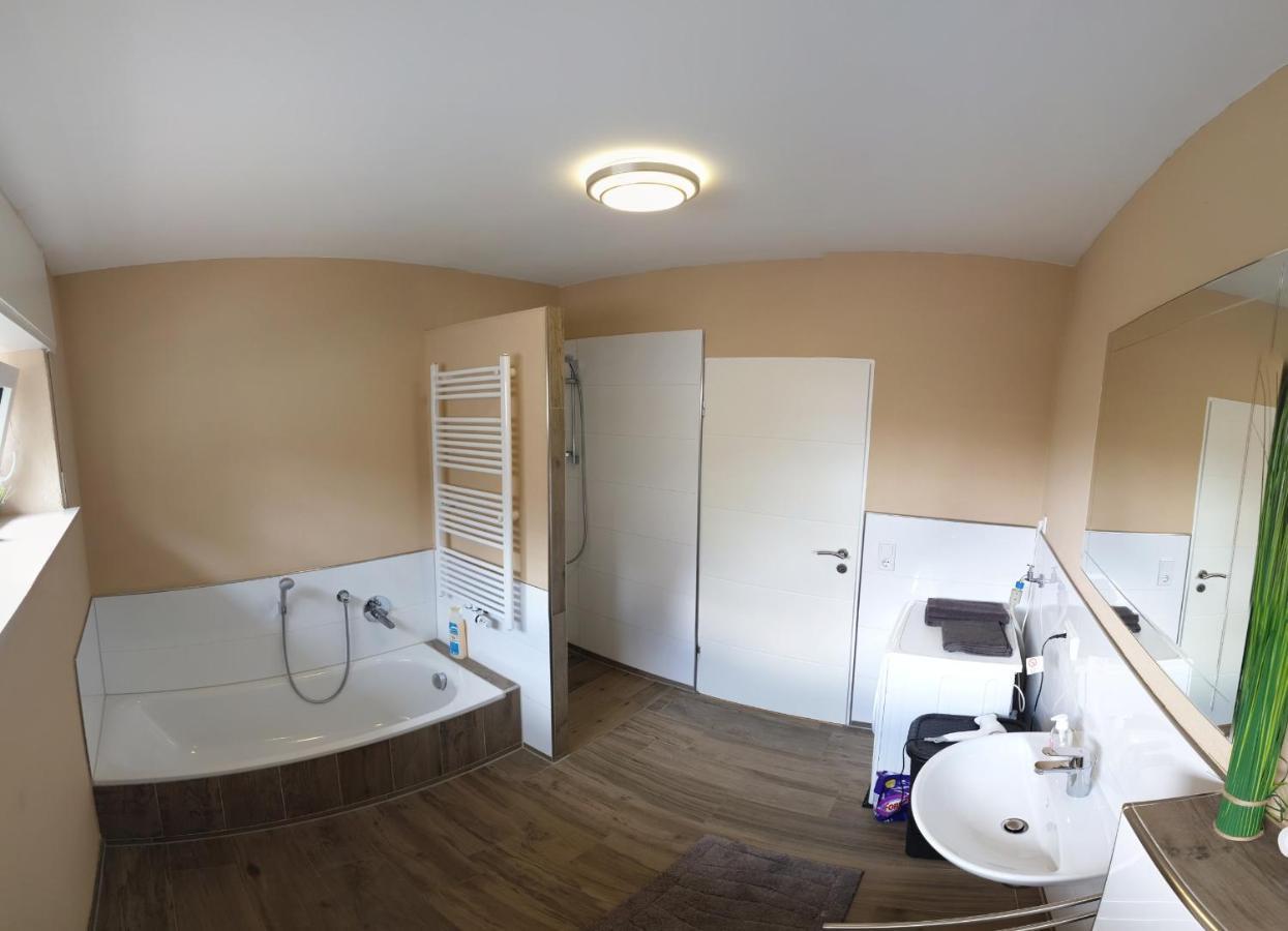 Generous Apartment I 7 Beds I 110 Sqm I Fast Internet Paderborn Eksteriør billede