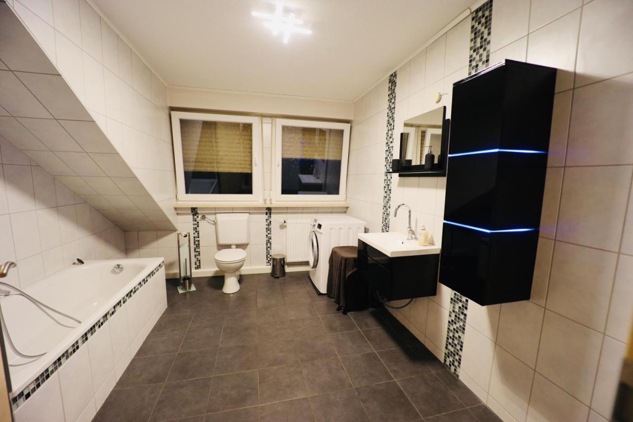 Generous Apartment I 7 Beds I 110 Sqm I Fast Internet Paderborn Eksteriør billede