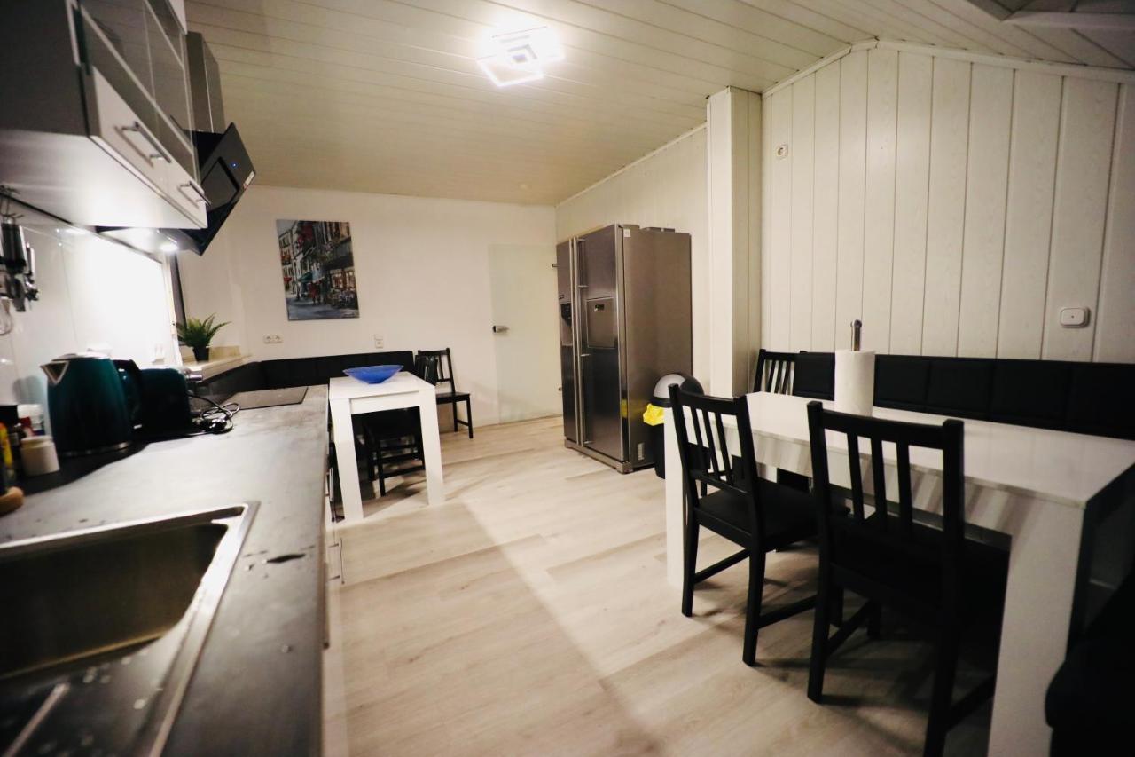 Generous Apartment I 7 Beds I 110 Sqm I Fast Internet Paderborn Eksteriør billede